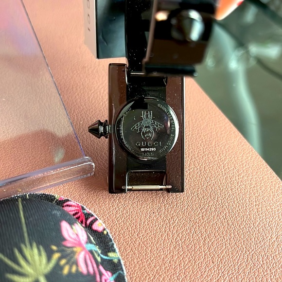 New! Gucci Rare Skeleton Glass studs Women's Watch - Picture 3 of 5